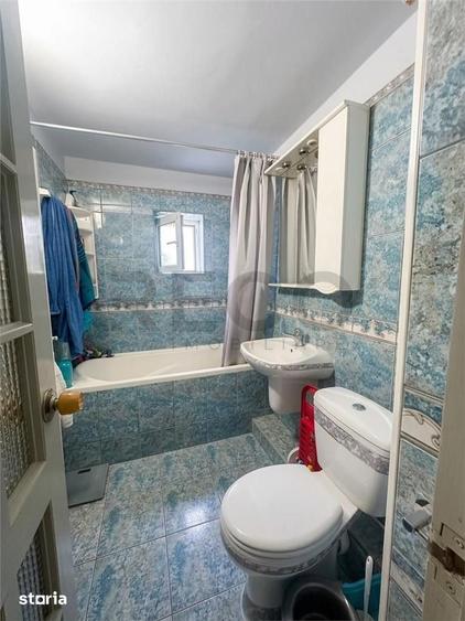 Apartament cu 3 camere decomandat în Decebal