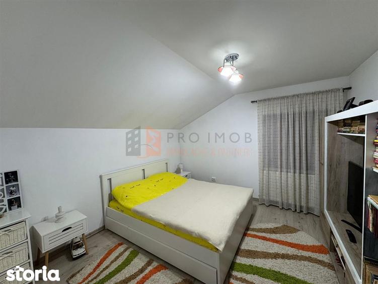 Casă cu 5 camere decomandat cu Teren 299 Mp în Central