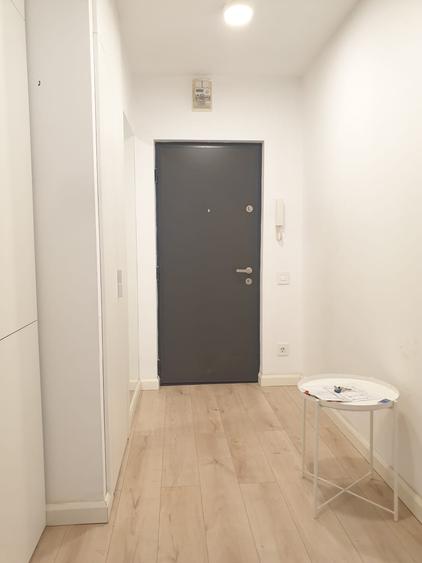 Apartament cu 2 camere decomandat în Titan