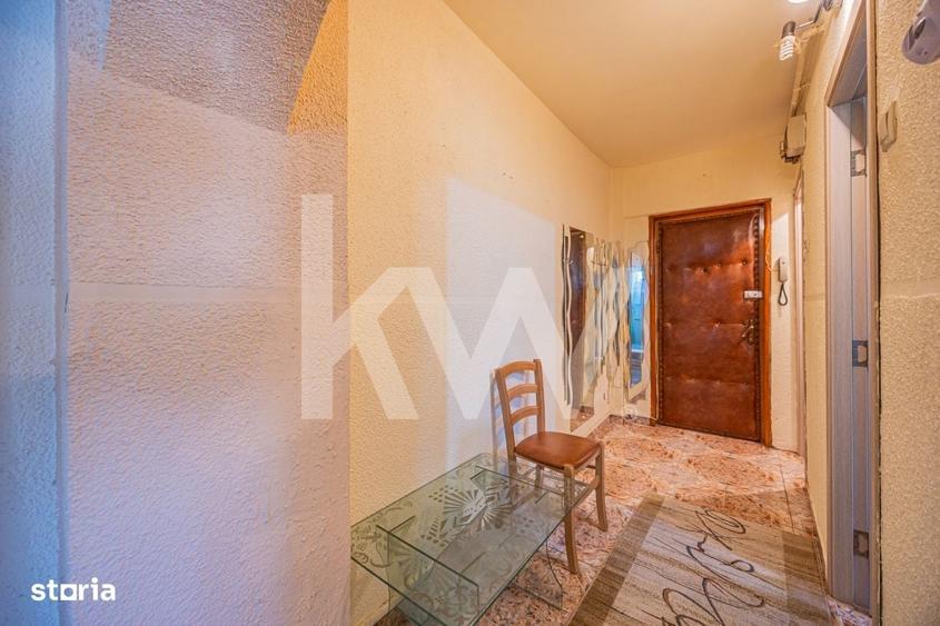 Apartament cu 2 camere decomandat în Tractorul