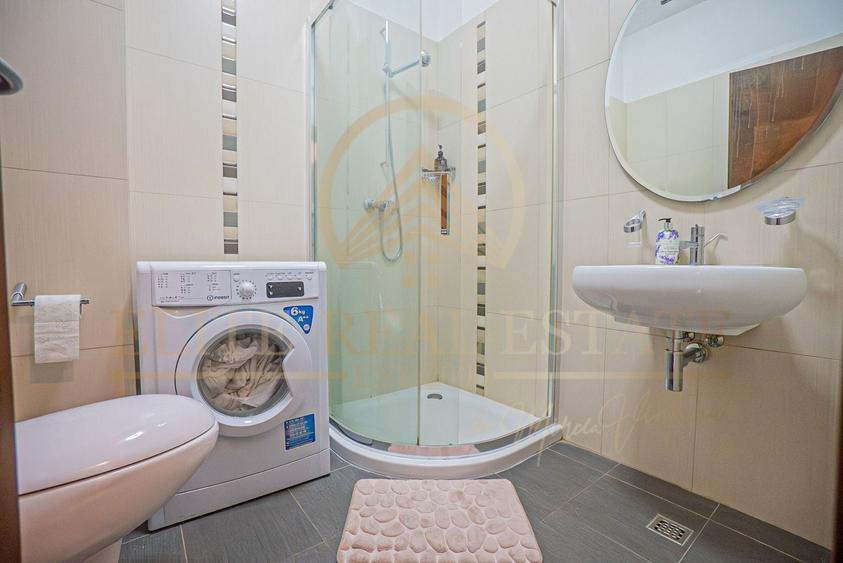 Apartament cu 2 camere decomandat, mobilat în Central
