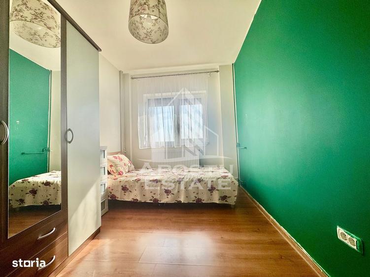 Apartament cu 3 camere, mobilat în Micălaca