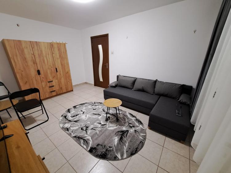 Apartament cu 2 camere decomandat în Colentina