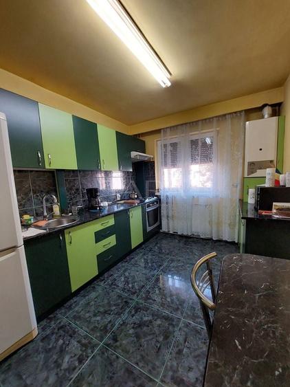 Apartament cu 3 camere decomandat, mobilat în Mănăștur