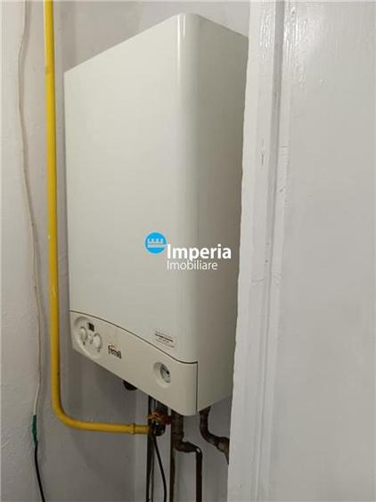 Apartament cu 3 camere decomandat în Gară