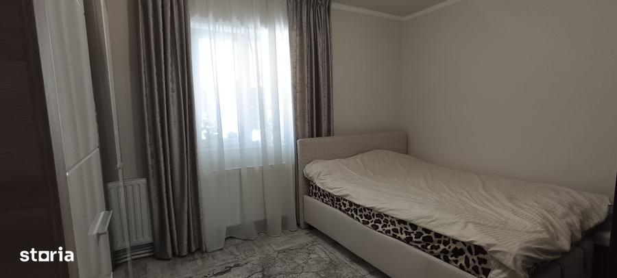 Casă cu 3 camere cu Teren 155 Mp în Central