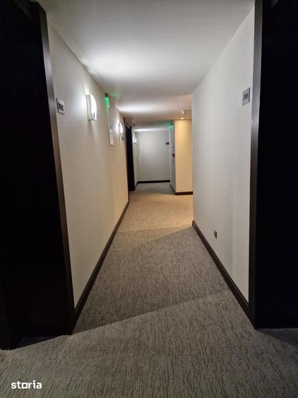 Spațiu comercial, de 3,336 mp, în Centrul Civic