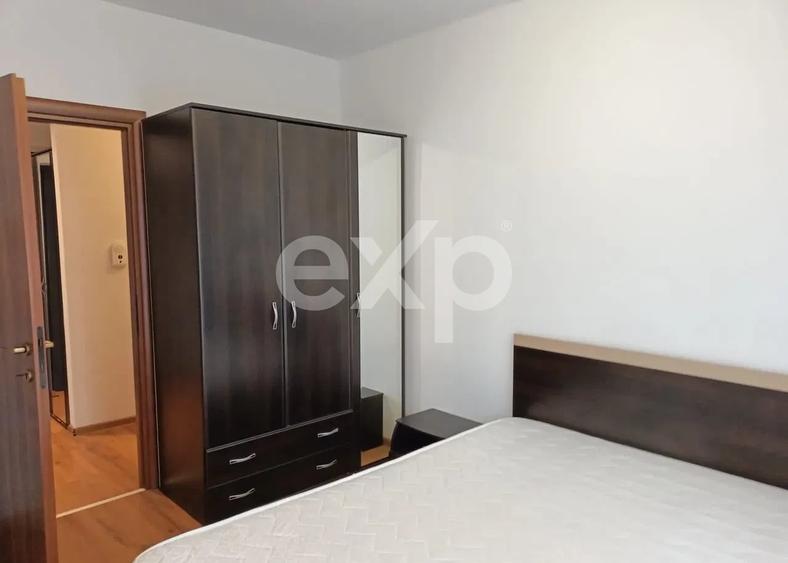 Apartament cu 3 camere semidecomandat în Iris