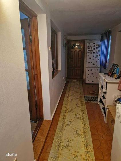 Casă cu 4 camere cu Teren 500 Mp în Suraia