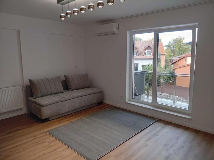 Apartament cu 2 camere decomandat în Ultracentral