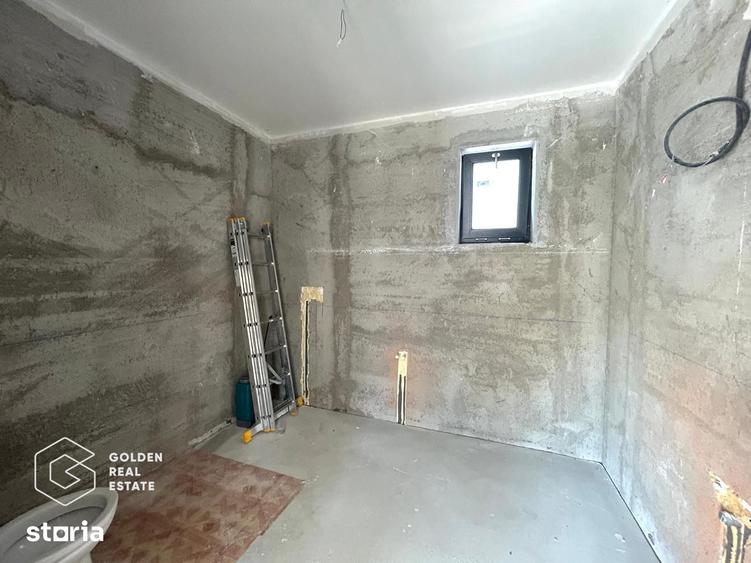 Casă cu 4 camere cu Teren 376 Mp în Vladimirescu