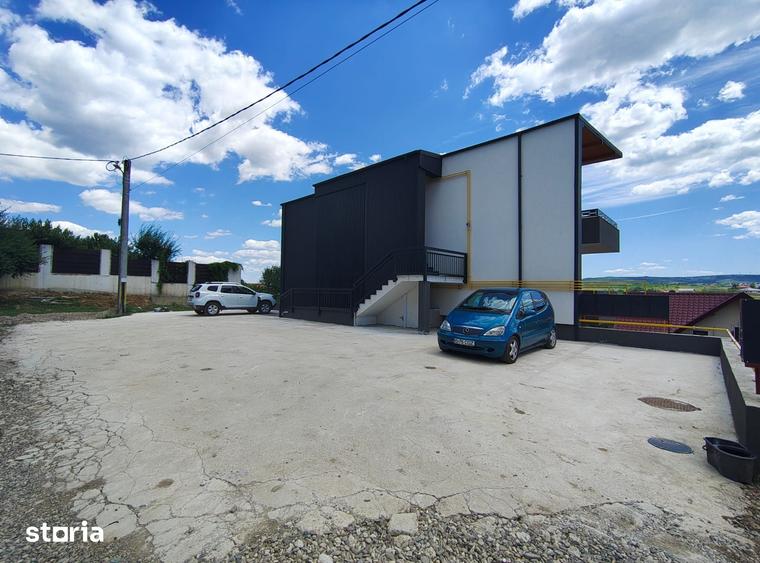 Spațiu comercial, de 132 mp, în Podu Roș