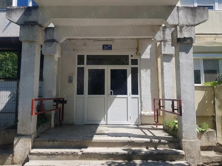 Apartament cu 2 camere decomandat în Buzaului