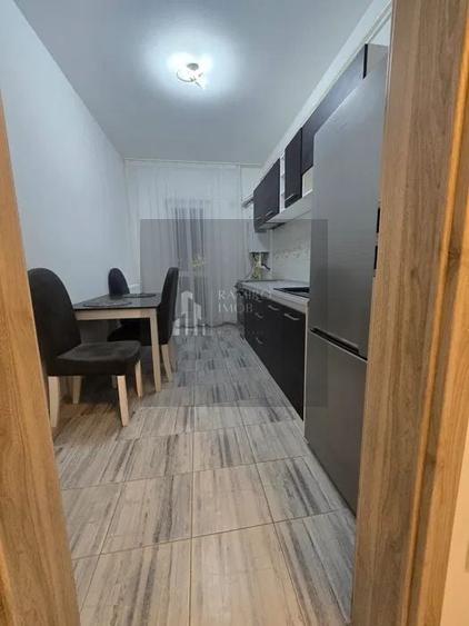 Apartament cu 2 camere decomandat în Metalurgiei