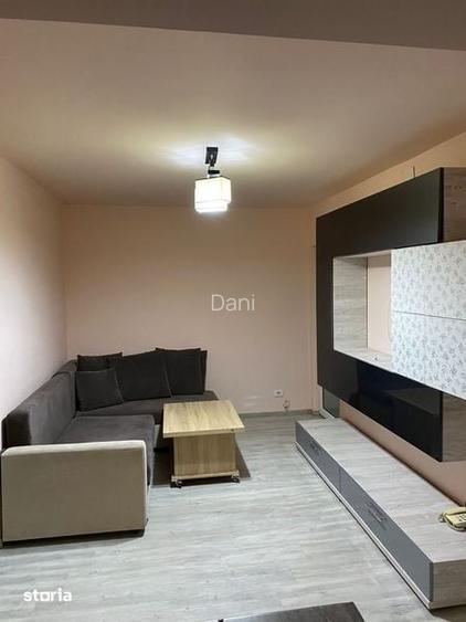 Apartament cu 2 camere semidecomandat în Central
