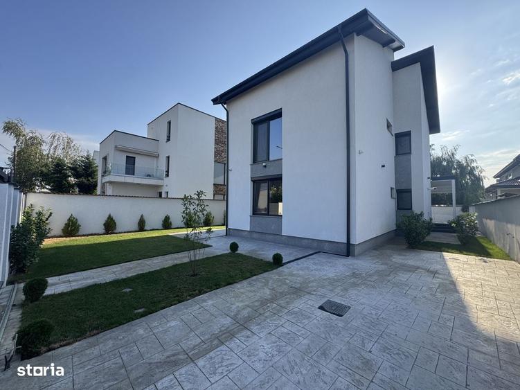 Casă cu 4 camere cu Teren 480 Mp în Mogoșoaia