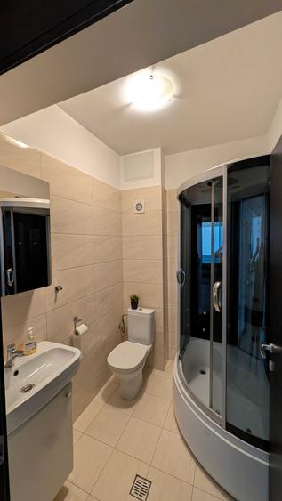 Apartament cu 3 camere decomandat în 9 Mai