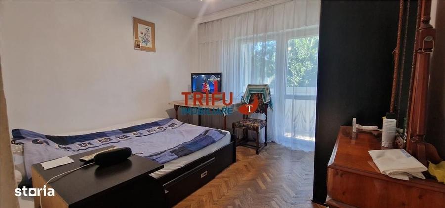Apartament cu 3 camere decomandat în Tolstoi