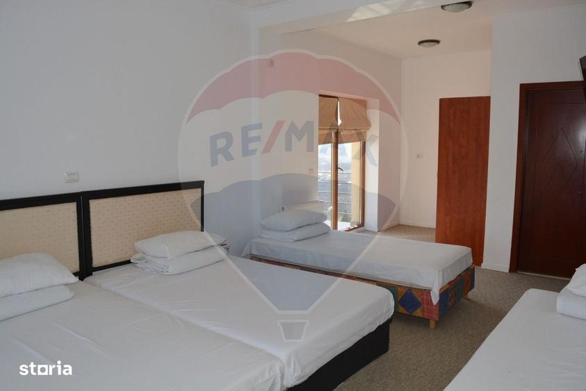 Spațiu comercial, de 720 mp, în Central