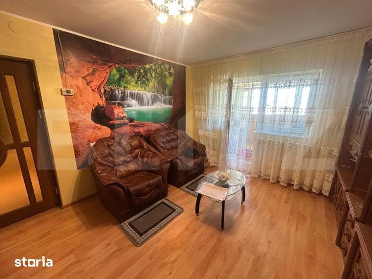 Apartament cu 3 camere decomandat în Micro 11
