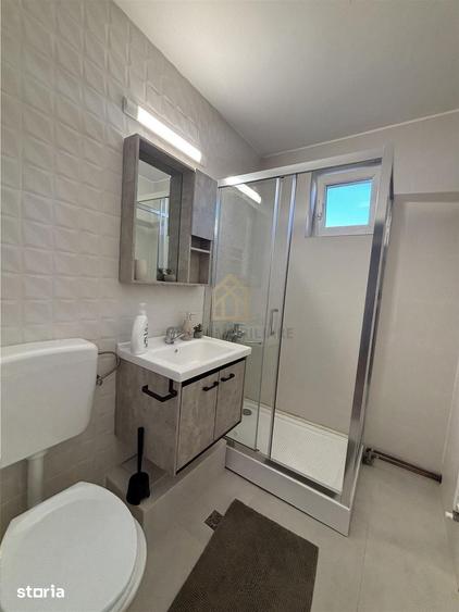 Apartament cu 3 camere în Republicii