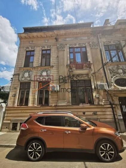 Apartament cu 5 camere semidecomandat în Armeneasca