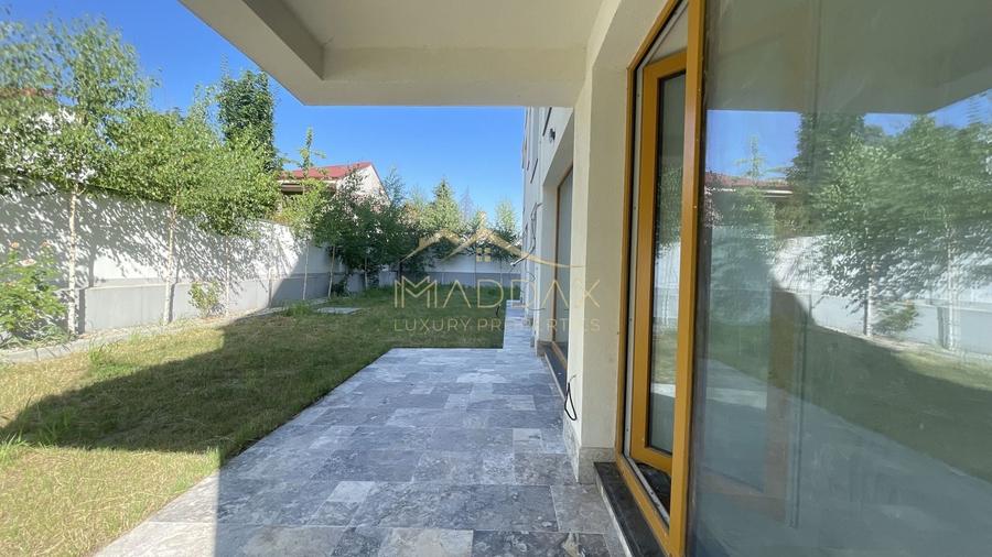 Apartament cu 3 camere decomandat în Domenii