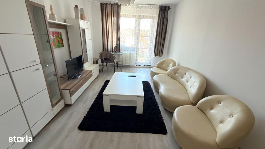 Apartament cu 3 camere decomandat în Ștefan cel Mare
