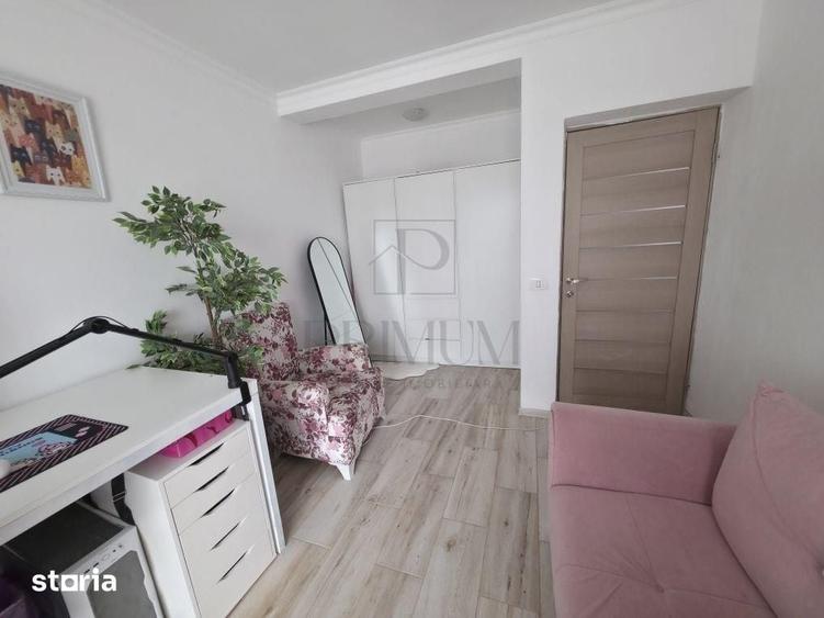 Casă cu 4 camere cu Teren 263 Mp în Sânmihaiu Român