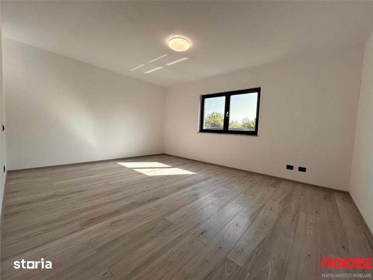 Casă cu 3 camere cu Teren 450 Mp în Letea Veche