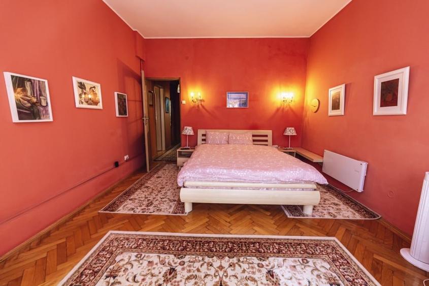 Apartament cu 4 camere decomandat, mobilat în Cișmigiu