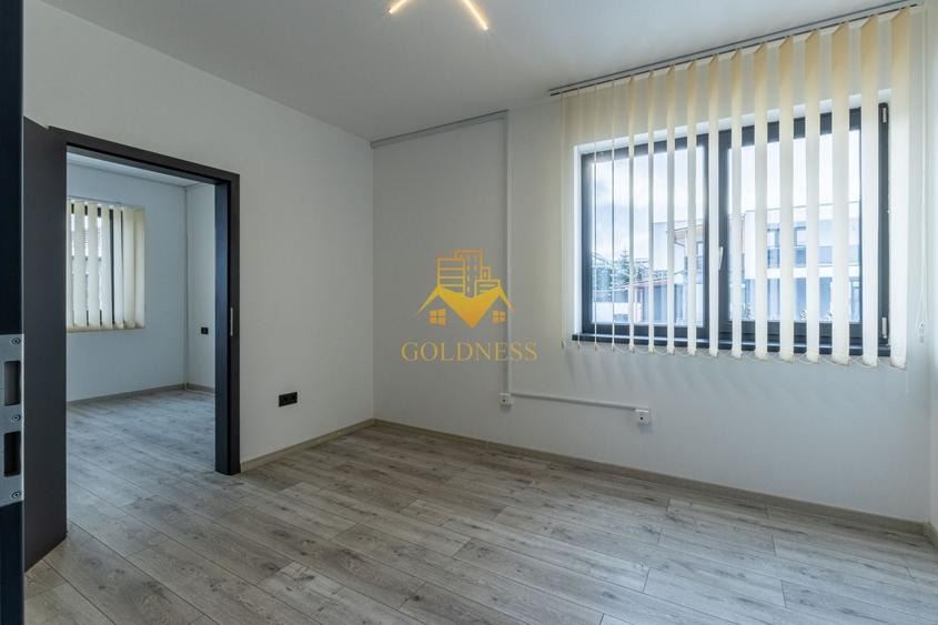 Duplex cu 6 camere cu Canalizare în Europa