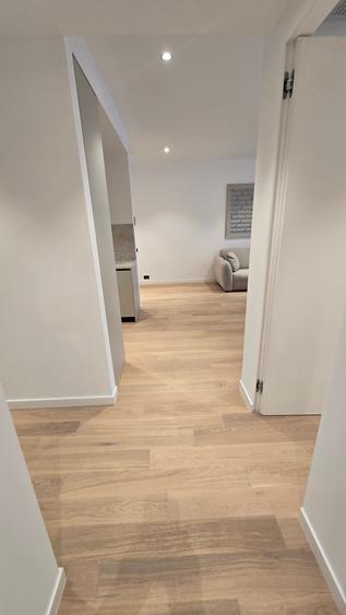 Apartament cu 3 camere decomandat în Herăstrău