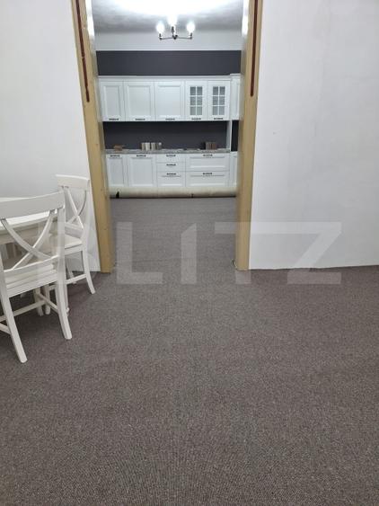 Spațiu comercial, de 100 mp, în Central
