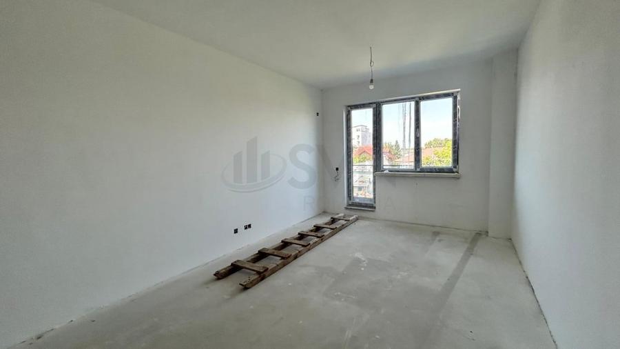 Apartament cu 3 camere decomandat în 1 Mai