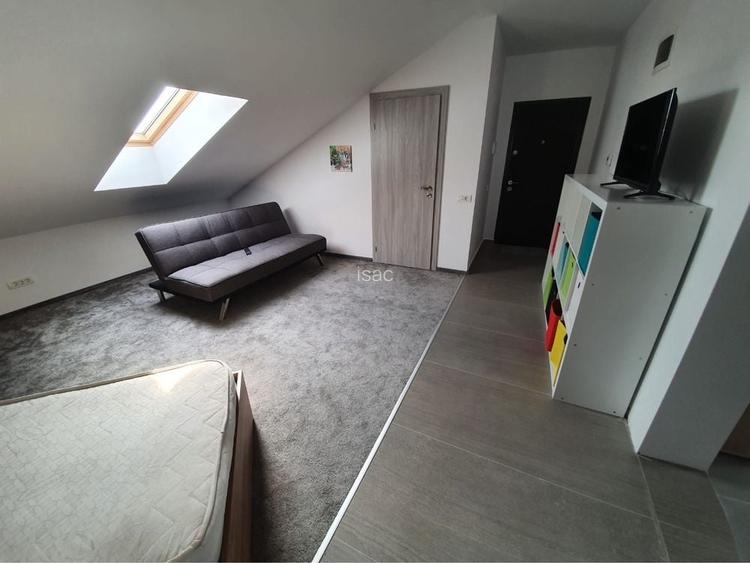 Apartament o camera de inchiriat in Dumbravita mansarda