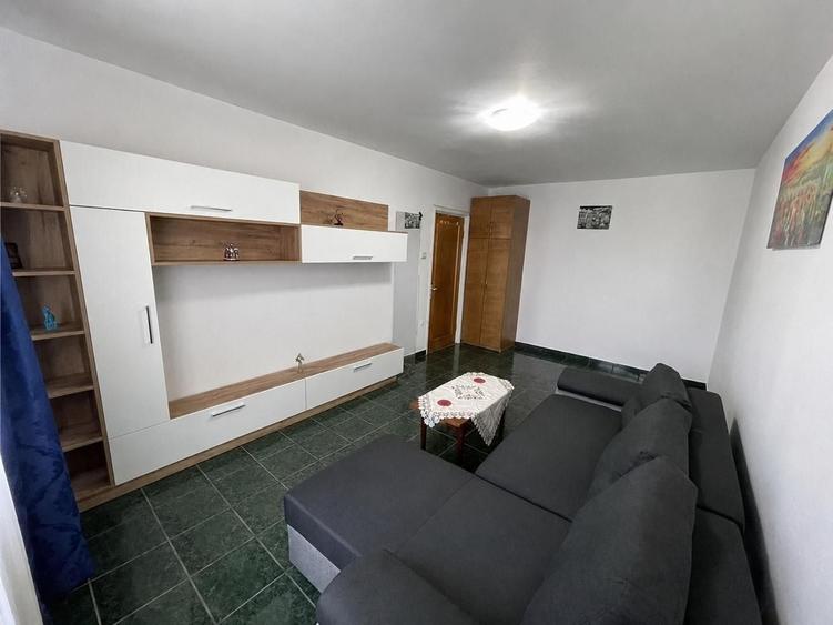Apartament cu 2 camere decomandat, mobilat în Militari