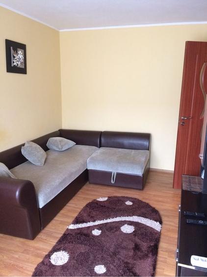 Apartament cu 2 camere decomandat în Exterior Vest