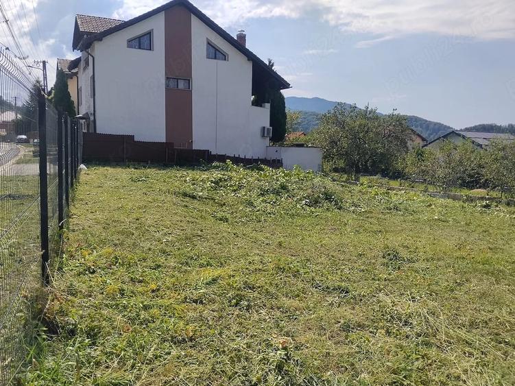 Teren de 470 mp, în Central