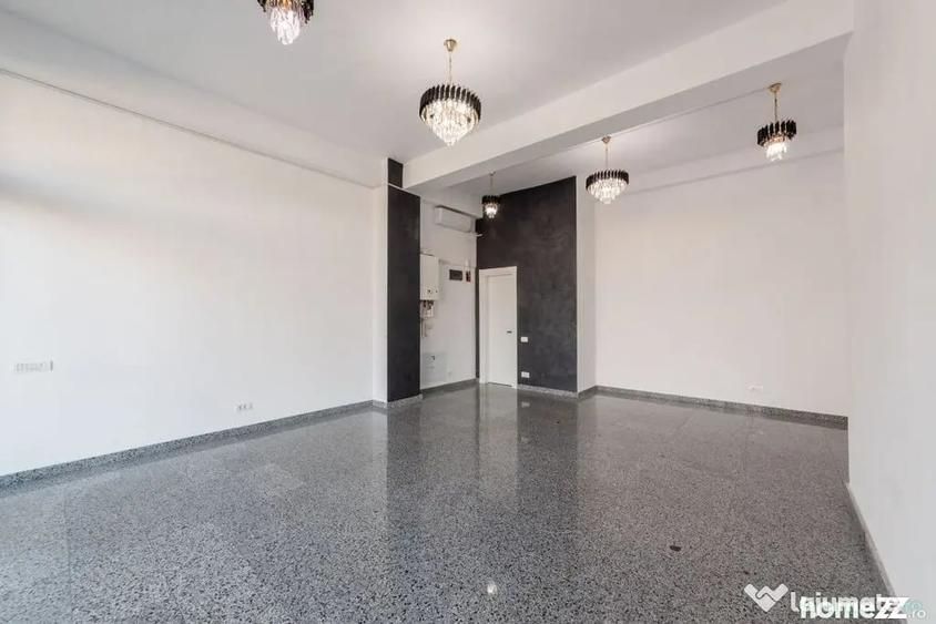 Spațiu comercial, de 34 mp, în Frații Golești