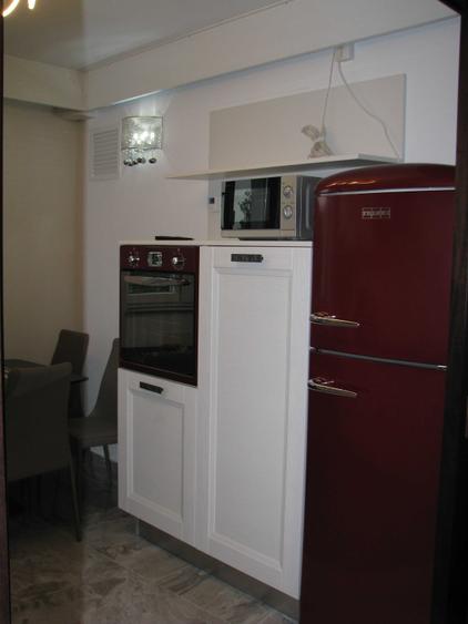 Apartament cu 2 camere decomandat în Exterior Vest