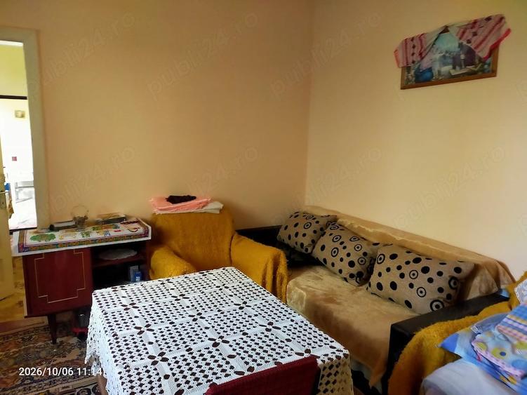 Casă cu 3 camere cu Teren 160 Mp în Central