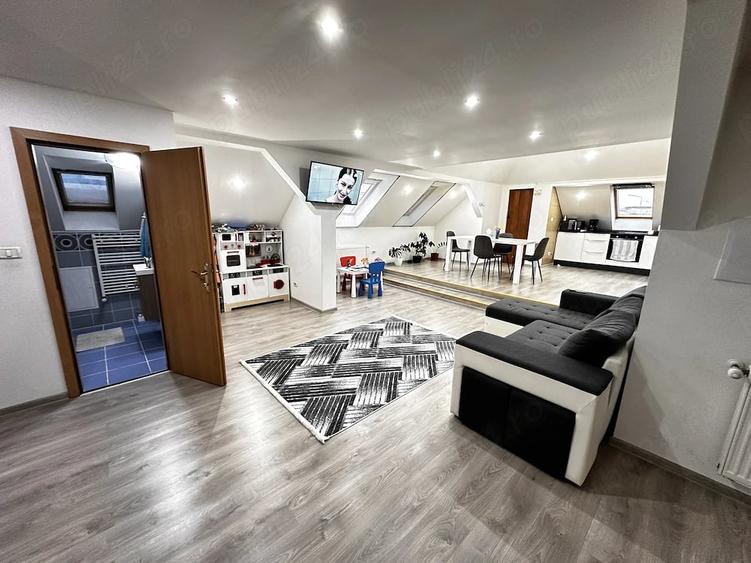 Apartament cu 4 camere decomandat în Aradul Nou
