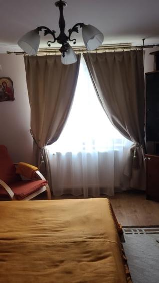 Casă individuală cu 2 camere cu Canalizare în Trocadero