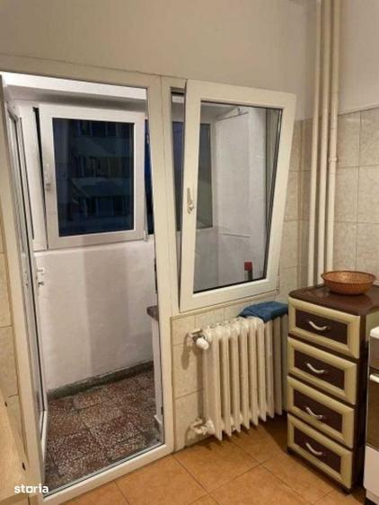 Apartament cu 2 camere decomandat în Obor