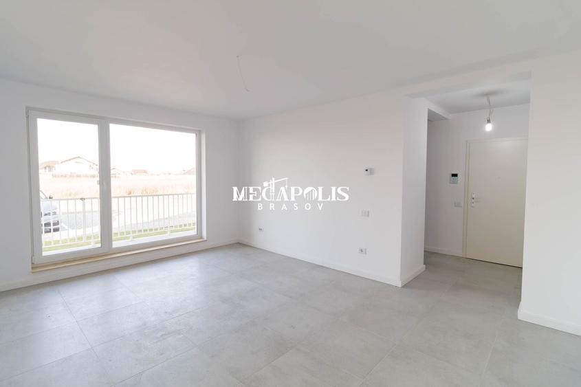 Apartament cu 3 camere decomandat în Sânpetru
