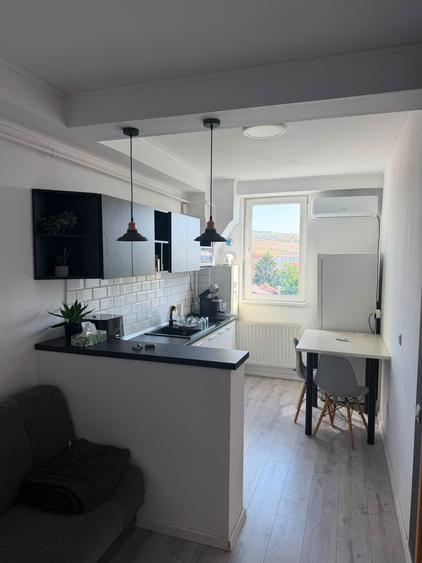 Apartament cu 2 camere decomandat în Iris