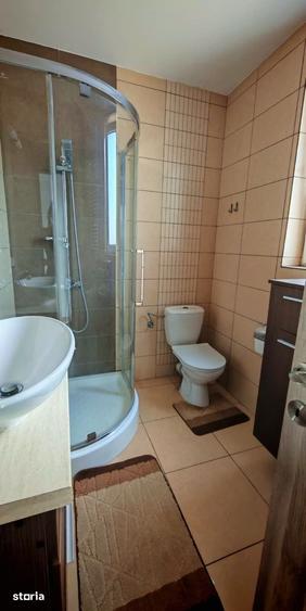 Casă cu 4 camere decomandat cu Teren 177 Mp în Central