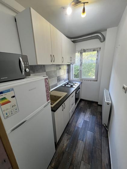 Apartament cu 2 camere nedecomandat, mobilat în Alecu Russo