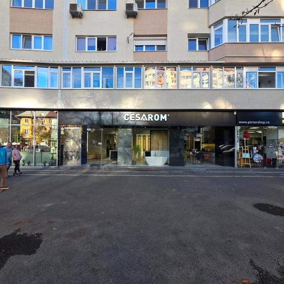 Spațiu comercial, de 158 mp, în Obor